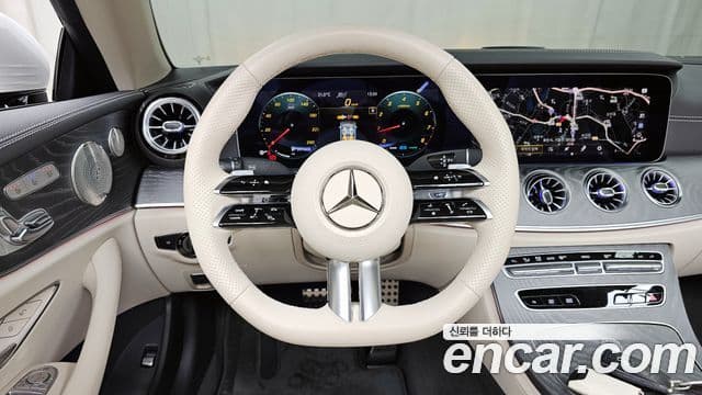 Mercedes-Benz E-класс W213 E450 4MATIC кабриолет, 2023 13