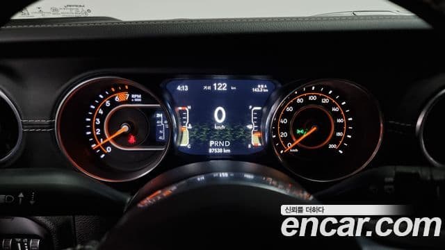 Jeep Wrangler (JL) 2.0 Overland 4도어, 2019 8