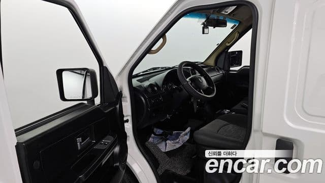 동풍소콘 C35 EV 2-seater, 2023 10