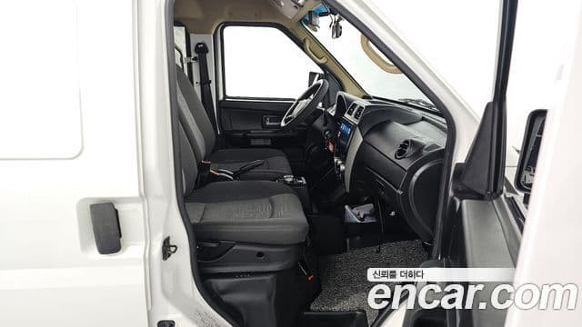 동풍소콘 C35 EV 2-seater, 2023 11