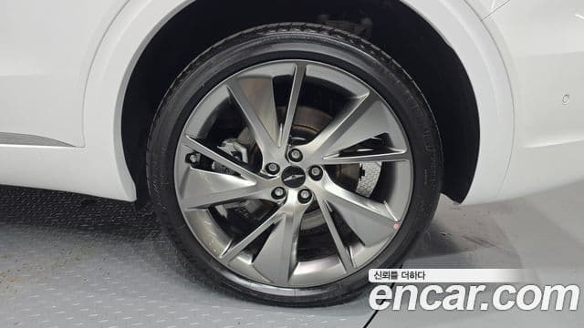 Genesis GV70, 2025 все фото