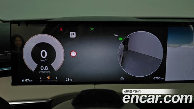 Genesis GV70, 2025 8