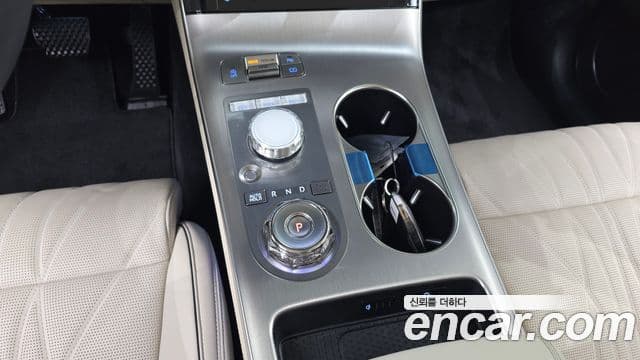 Genesis GV70, 2025 9