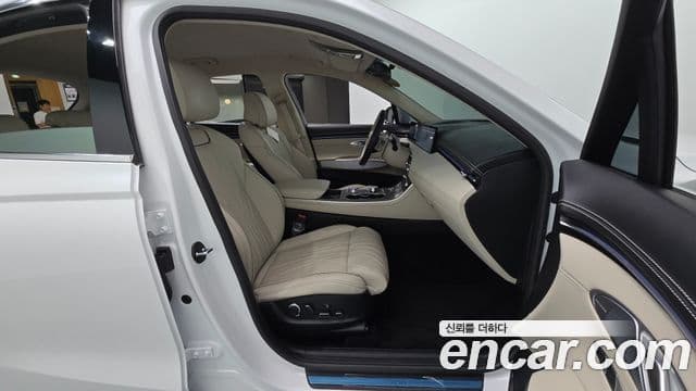 Genesis GV70, 2025 11