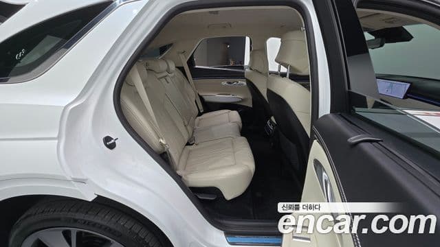 Genesis GV70, 2025 12