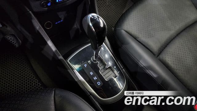 Hyundai Accent(новый кузов / новое поколение) Premier, 2011 9