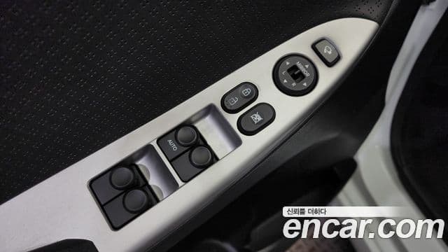 Hyundai Accent(новый кузов / новое поколение) Premier, 2011 17