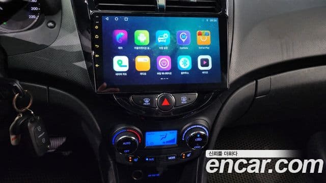 Hyundai Accent(новый кузов / новое поколение) Premier, 2011 18