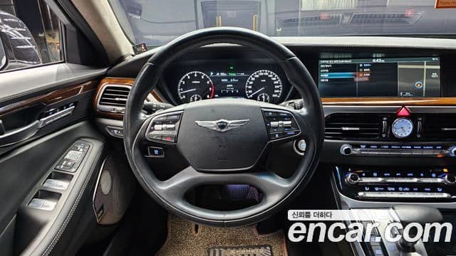 Genesis EQ900 Prestige, 2016 14