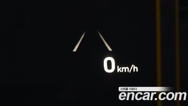 Genesis EQ900 Prestige, 2016 19