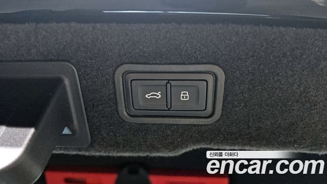 Audi A8 (D5) Premium, 2023 20