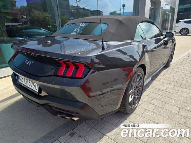 Ford Mustang 7세대 5.0 GT Premium кабриолет, 2024 4