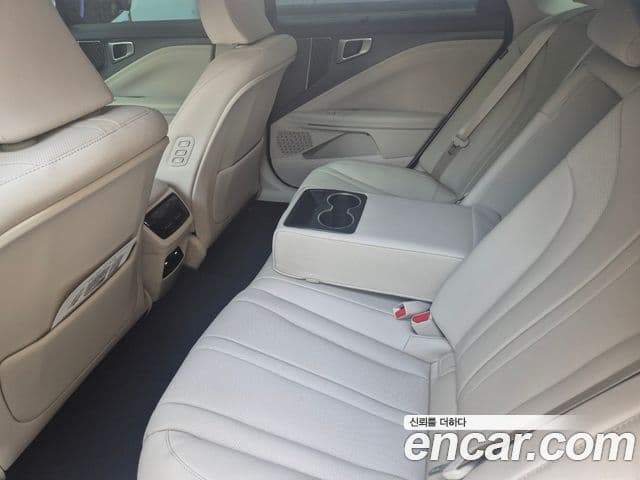 Kia The / новый New K8 гибрид Noblesse, 2025 8