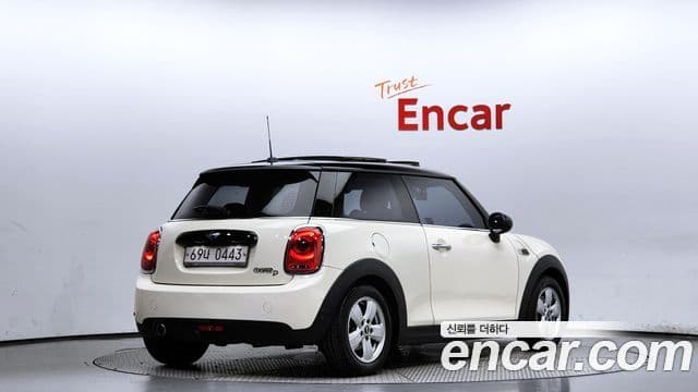 Mini Cooper D 3세대, 2016 2
