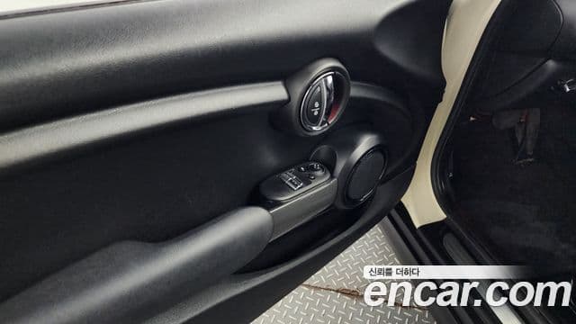 Mini Cooper D 3세대, 2016 17