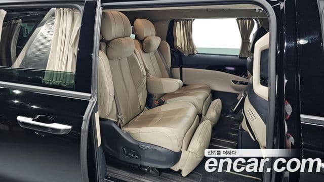 Kia Carnival 4세대 бензин 9인승 High Limousine(компания по спецнадстройкам), 2022 11