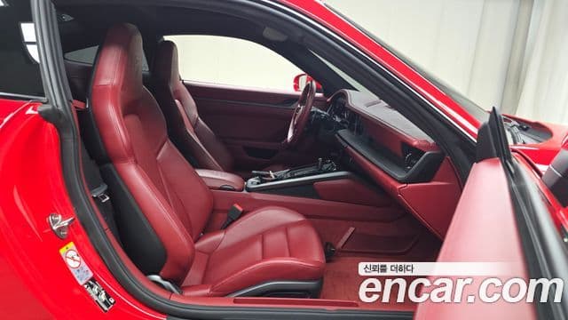 Porsche 911 (992) Carrera, 2021 10