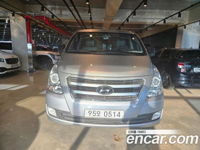 Hyundai Grand Starex CVX Luxury, 2017 1