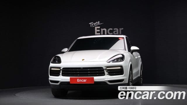 Porsche Cayenne (PO536), 2021 3