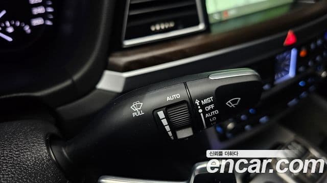 Genesis G80 Premium Luxury, 2018 17