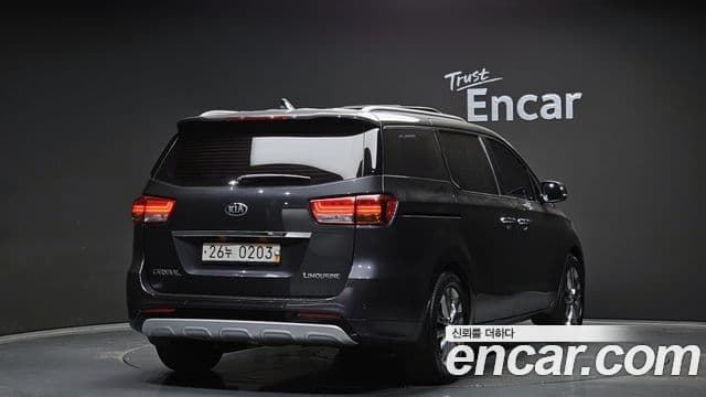 Kia All New Carnival VIP, 2017 2