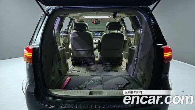 Kia All New Carnival VIP, 2017 20