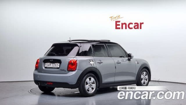 Mini Cooper D 3세대, 2016 2