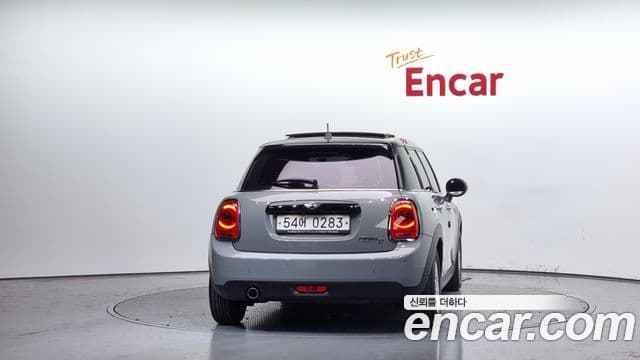 Mini Cooper D 3세대, 2016 4