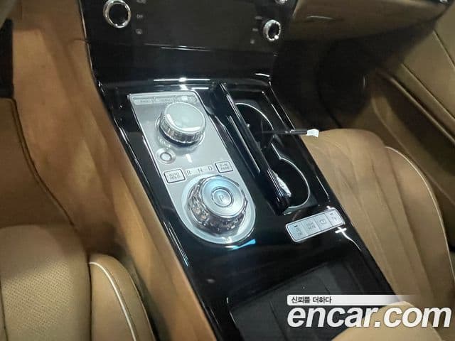 Genesis G80 (RG3) бензин 2.5 турбо AWD, 2026 9