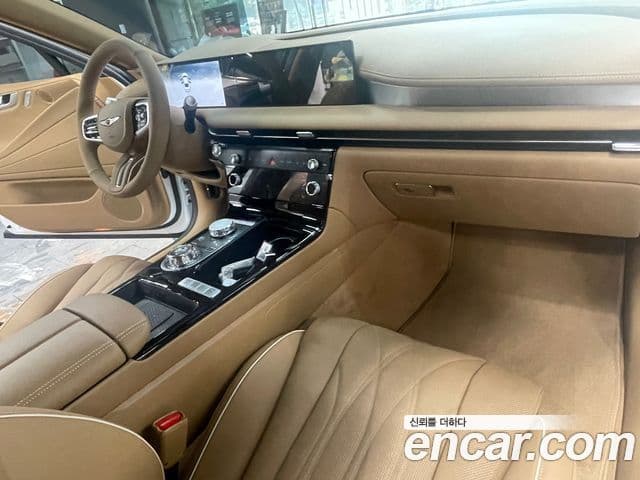 Genesis G80 (RG3) бензин 2.5 турбо AWD, 2026 10