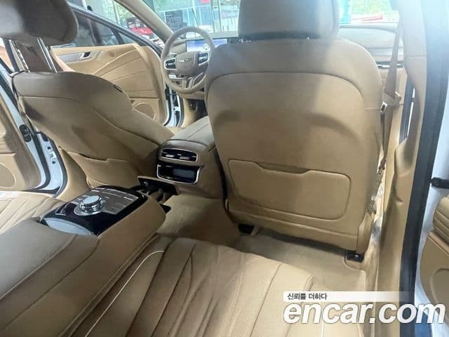 Genesis G80 (RG3) бензин 2.5 турбо AWD, 2026 18