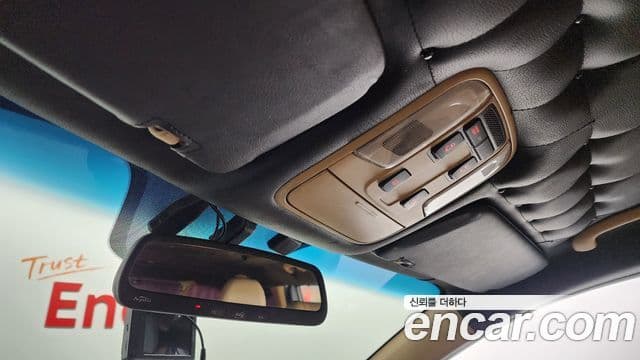 Kia All New Carnival VIP, 2016 18