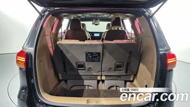 Kia All New Carnival VIP, 2016 20