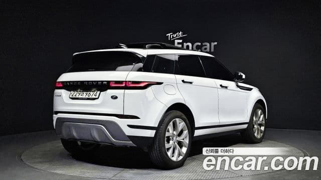Land Rover Range Rover Evoque 2세대 P250 SE, 2022 2