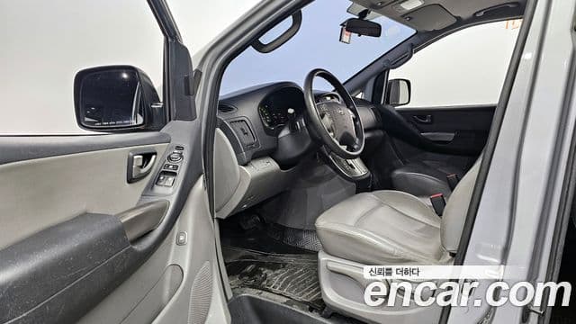 Hyundai Grand Starex CVX Luxury, 2012 11