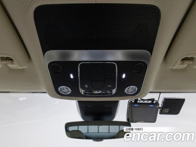 Bentley Continental GT 3세대 4.0 GT Azure, 2024 16