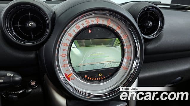 Mini Cooper D Countryman 1세대, 2013 16