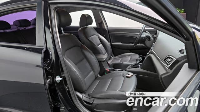 Hyundai Avante AD Special, 2016 10