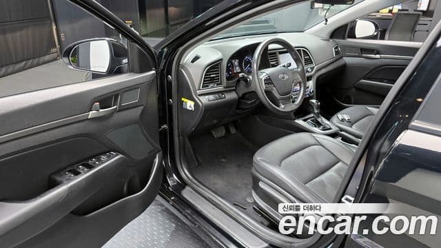 Hyundai Avante AD Special, 2016 11