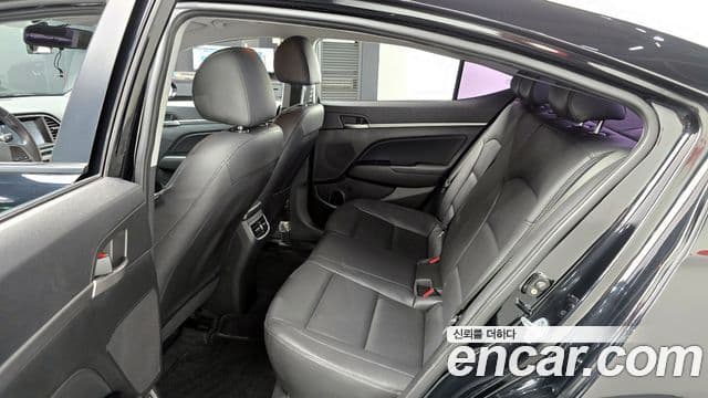 Hyundai Avante AD Special, 2016 12