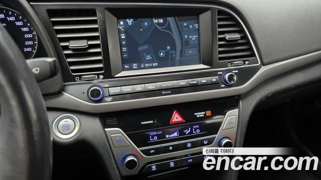 Hyundai Avante AD Special, 2016 15