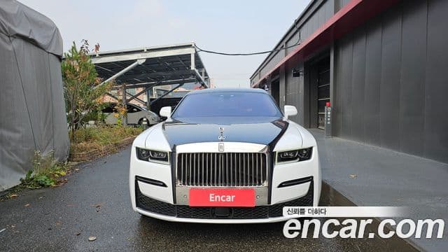Rolls-Royce 고스트 2세대 6.7 EWB V12, 2021 3