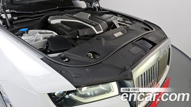 Rolls-Royce 고스트 2세대 6.7 EWB V12, 2021 6
