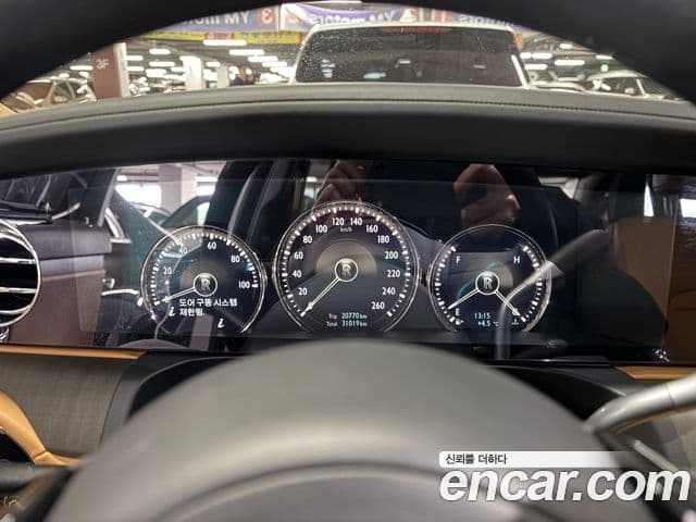 Rolls-Royce 고스트 2세대 6.7 EWB V12, 2021 8