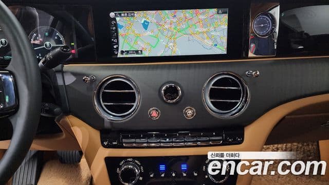 Rolls-Royce 고스트 2세대 6.7 EWB V12, 2021 14
