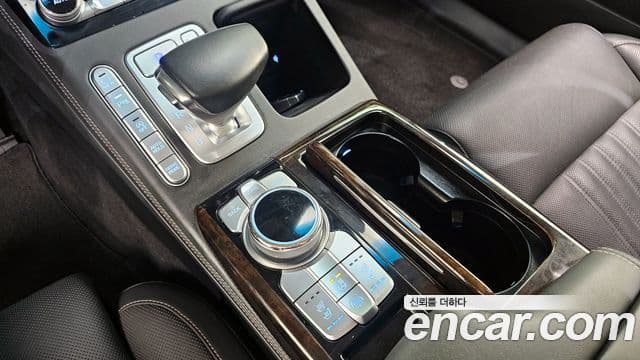 Genesis G90 Premium Luxury, 2019 9