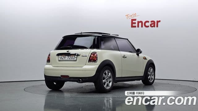 Mini Cooper 2세대, 2010 2
