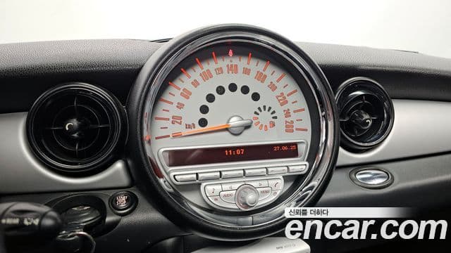 Mini Cooper 2세대, 2010 14