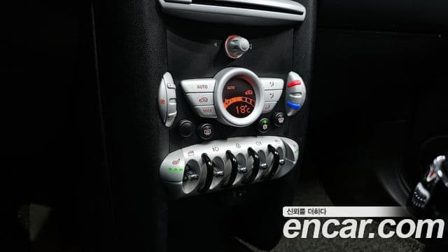 Mini Cooper 2세대, 2010 15