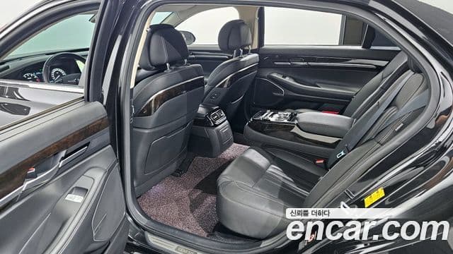 Genesis G90 Premium Luxury, 2019 11